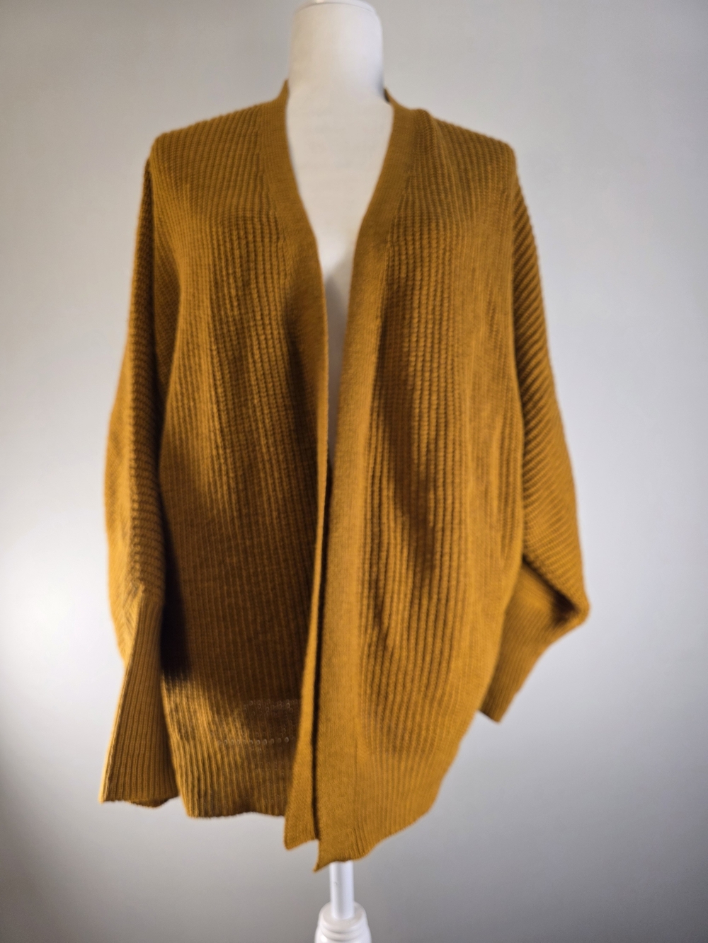 Love Change Italy Mustard Yellow Ribbed Knit Open Front Cardigan Size Large